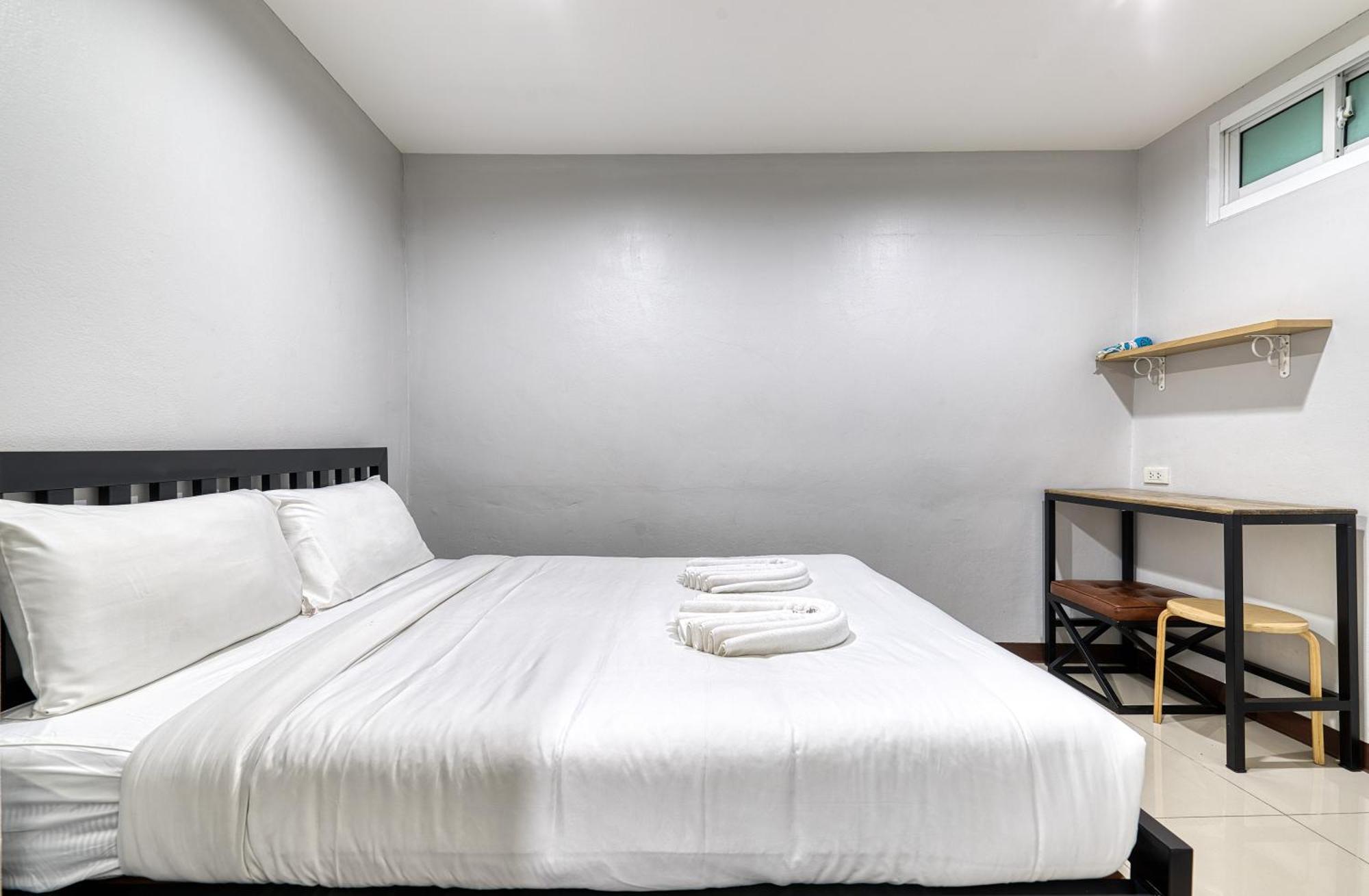 Red Pin Inn 好运旅馆 Bangkok Exterior photo